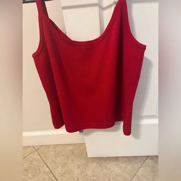 St. John Vibrant Red Camisole Top - Picture 4 of 4